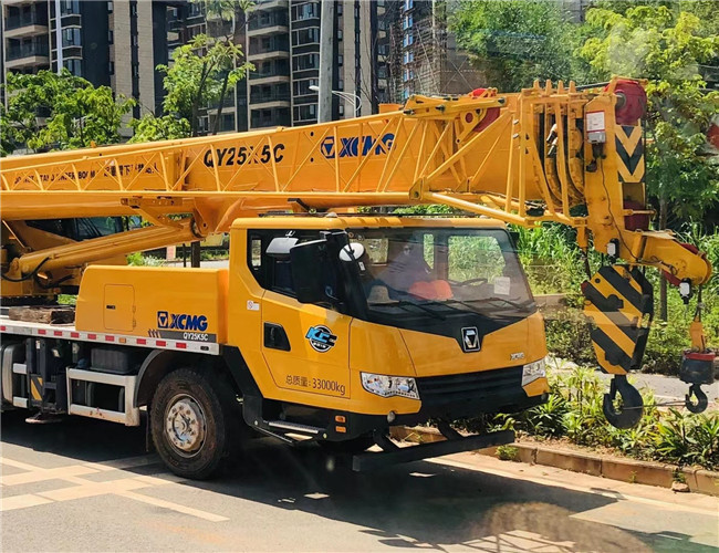 余江区大件设备吊装租赁吊车